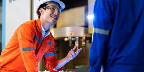 imgi_40_male-asian-engineer-professional-having-discussion-standing-concult-cnc-machine-factory-two-asian-coworker-brainstorm-explaining-solves-process-cnc-operate-machine_609648-880